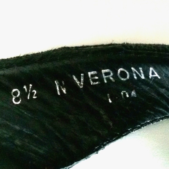 Donald J. Pliner Wedge Sandals - Picture 6 of 7